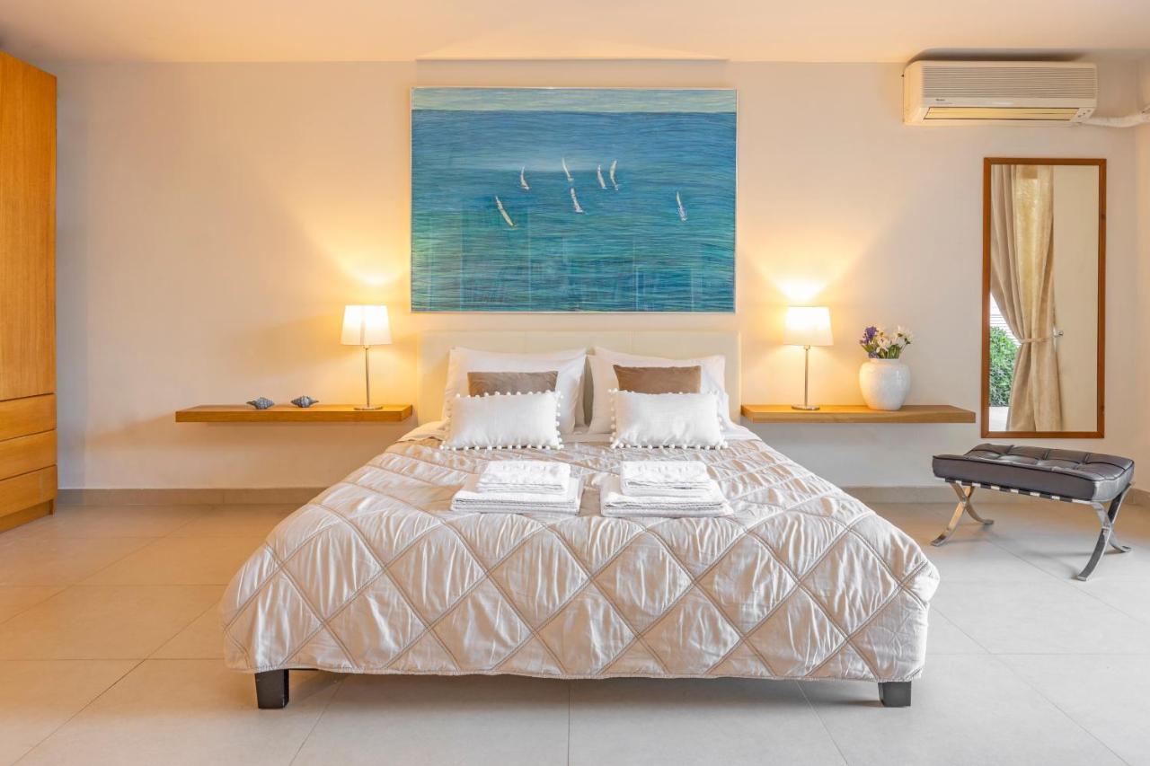 Couple'S Getaway , Modern Amenities & Sophisticated Style Lägenhet Rhodes City Exteriör bild